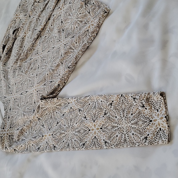 UP TO 50% OFF!! White Stag XL 16-18 Women's L.S. Blouse. - Picture 4 of 6